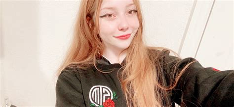 diovana königsreuter|DiovanaKoni .